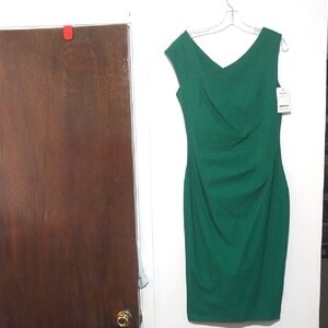 MUXXN Stretch Green Dress